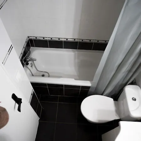 Studio Cosy Avec Terrasse Proche Gare St-roch Montpellier